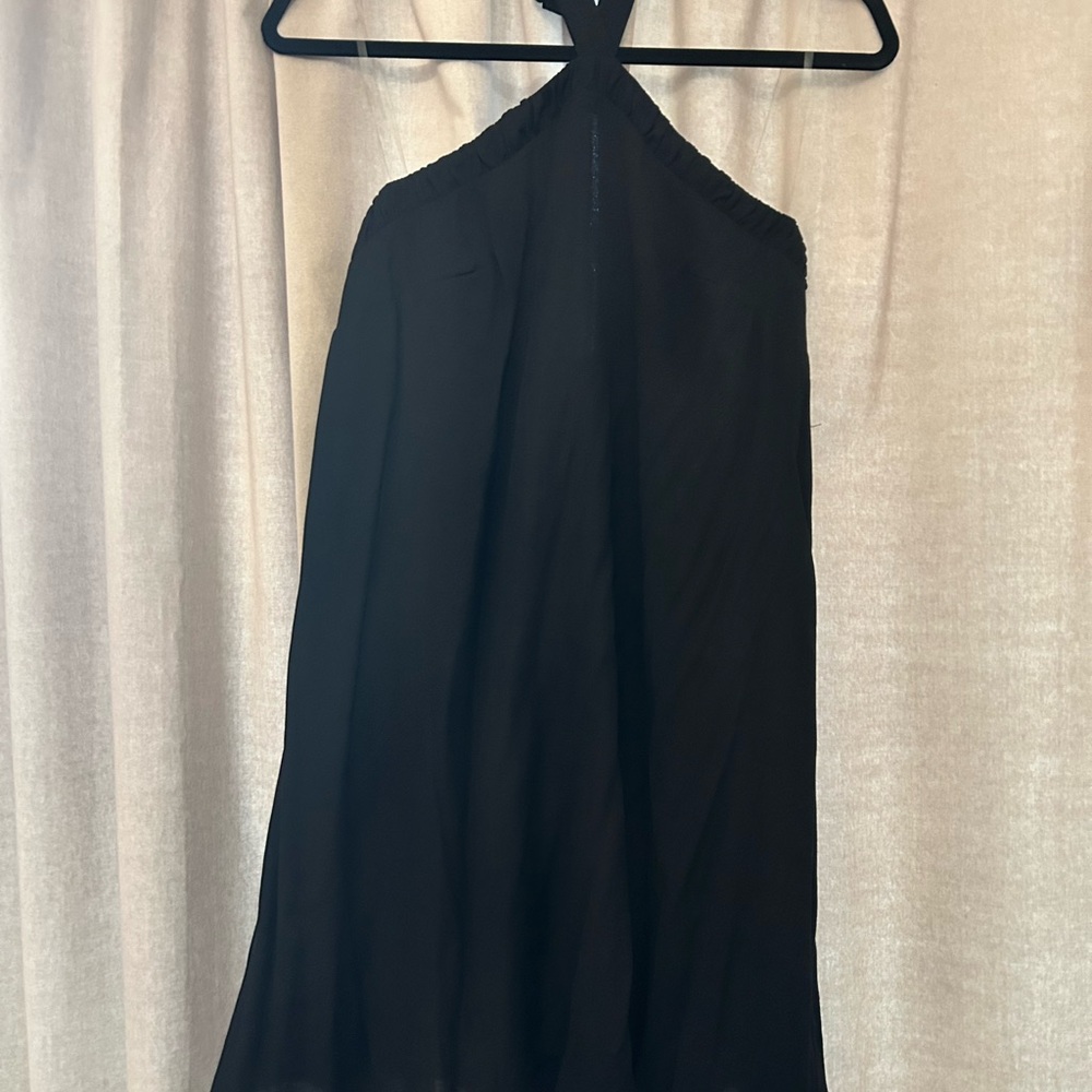 Elegant Black Backless Dress